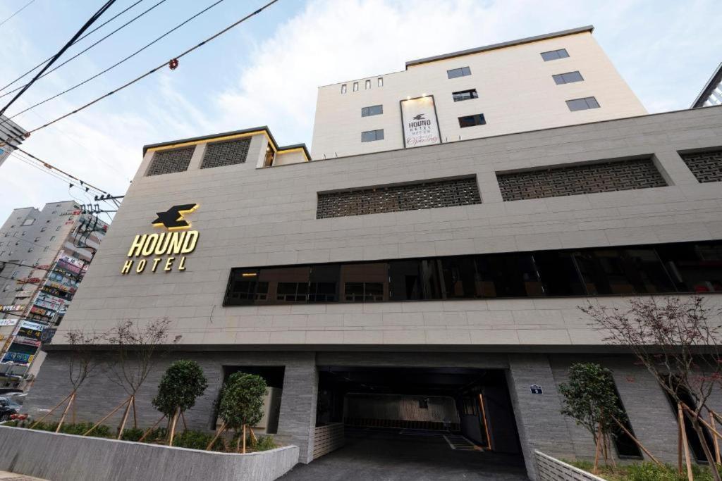 ยอนซาน ฮาวด์ โฮเต็ล Hotel ปูซาน ภายนอก รูปภาพ
