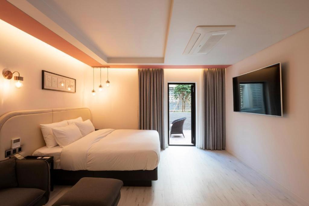 ยอนซาน ฮาวด์ โฮเต็ล Hotel ปูซาน ภายนอก รูปภาพ