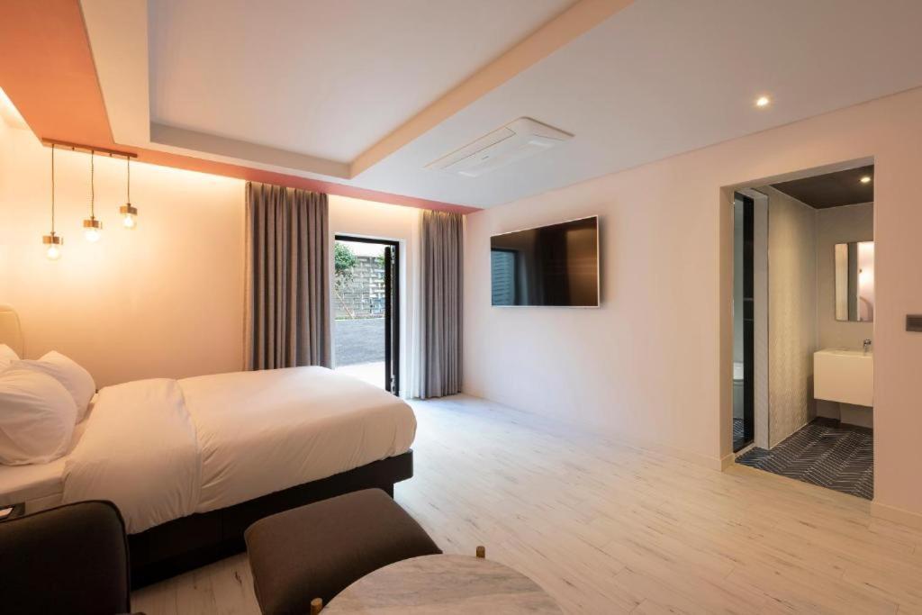 ยอนซาน ฮาวด์ โฮเต็ล Hotel ปูซาน ภายนอก รูปภาพ