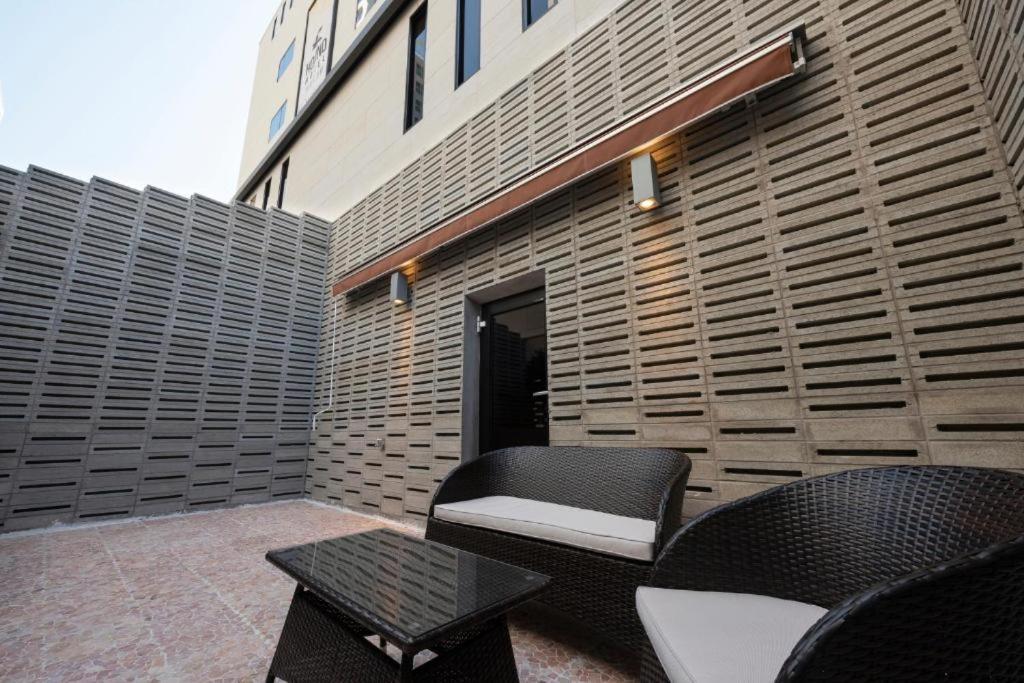 ยอนซาน ฮาวด์ โฮเต็ล Hotel ปูซาน ภายนอก รูปภาพ