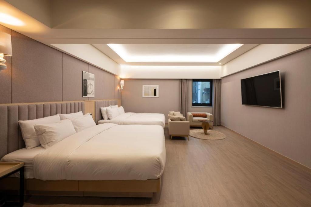 ยอนซาน ฮาวด์ โฮเต็ล Hotel ปูซาน ภายนอก รูปภาพ