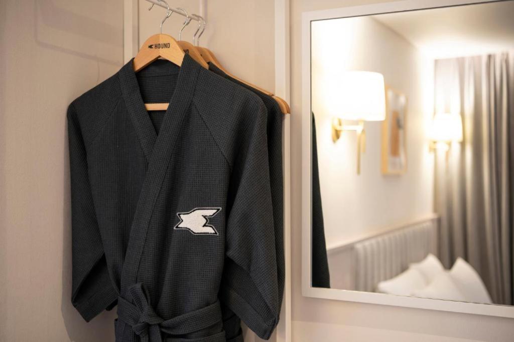 ยอนซาน ฮาวด์ โฮเต็ล Hotel ปูซาน ภายนอก รูปภาพ