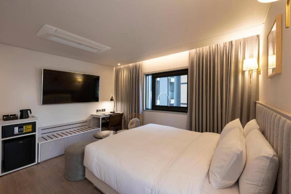 ยอนซาน ฮาวด์ โฮเต็ล Hotel ปูซาน ภายนอก รูปภาพ